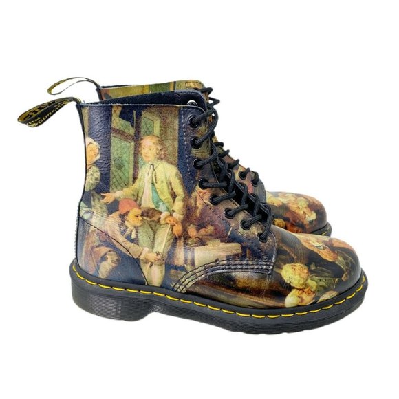 Dr. Martens Other - Dr Martens Pascal Mens Hogarth Renaissance Print Leather Combat Boots Size M 7